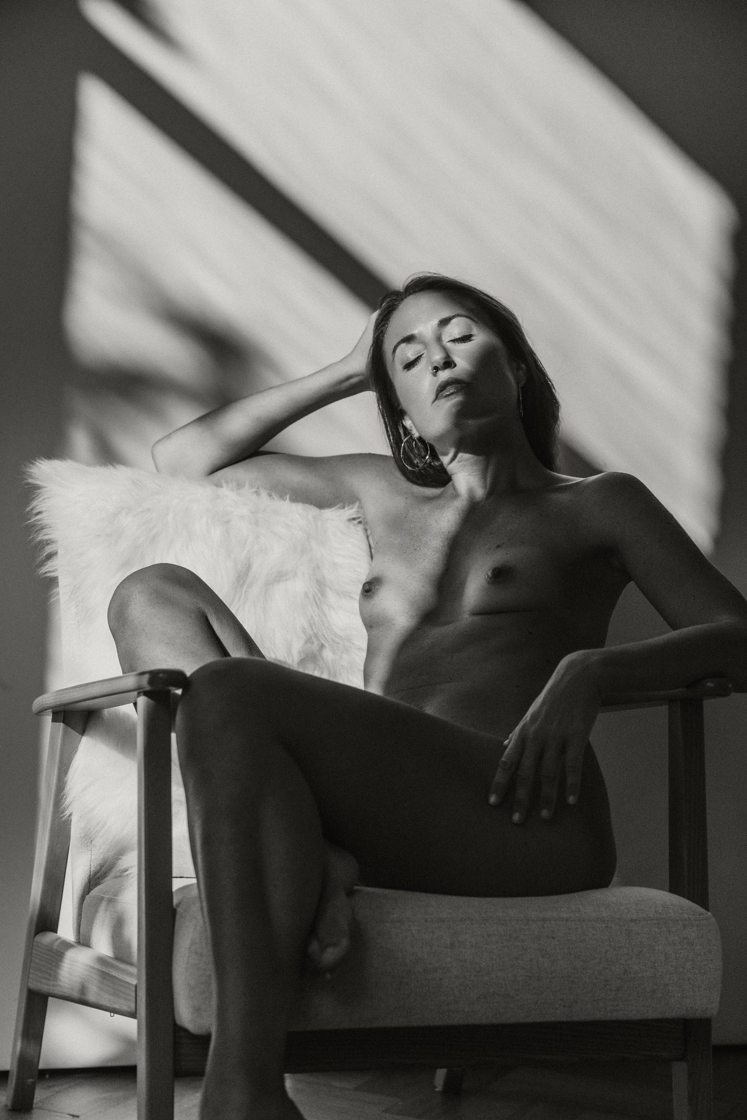 Editorial portrait by Kristof Longo