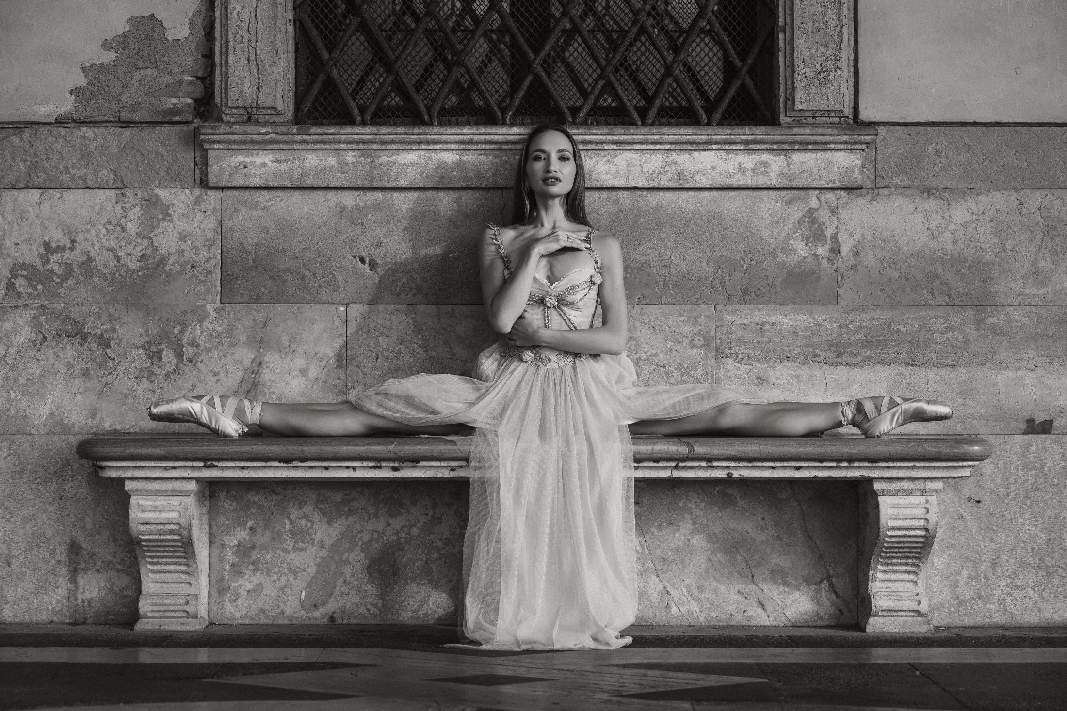 Editorial portrait by Kristof Longo