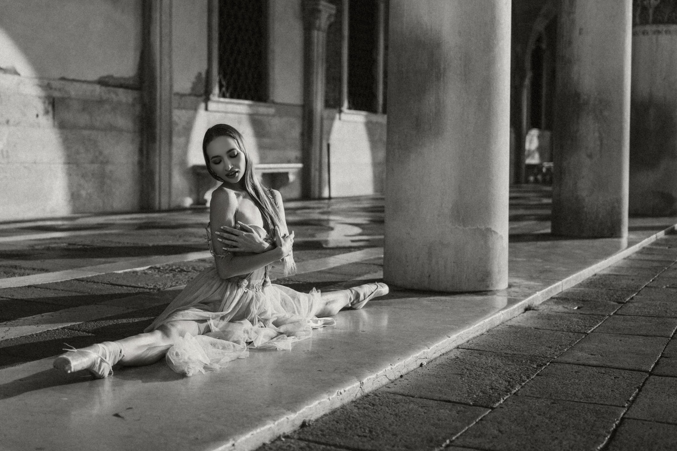Editorial portrait by Kristof Longo